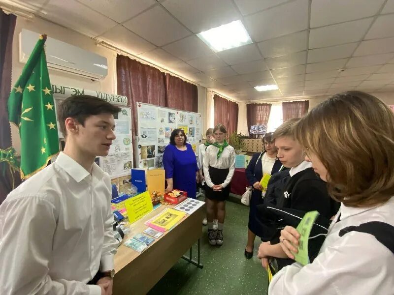 Терновская сош 1 терновского района. Яблоновский медицинский колледж. Бауманка конкурс. Яблоновский колледж мгту. Мгту яблоновский филиал.