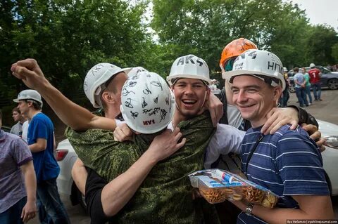 Бауман студент