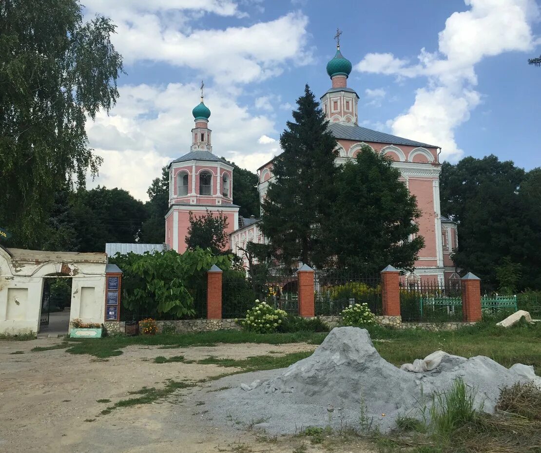 Свято никольский венев монастырь. Венев-монастырь никольско-успенский. Венев монастырь. Венев монастырь. Венёв монастырь тульская область.