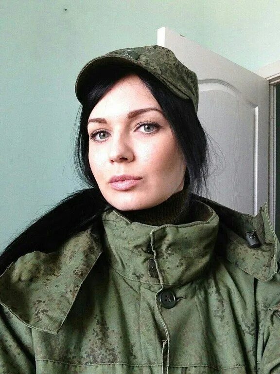 Убили военную девушку