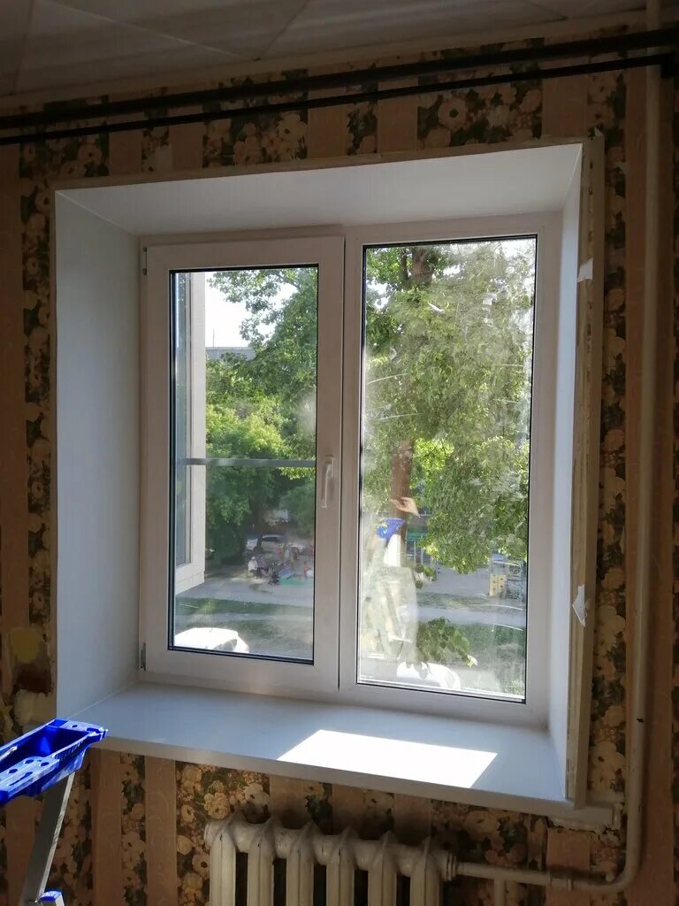 евроокна миасс коричневые. пластиковое окно. панельные окна большие. миасс двери пластиковые. евроокна миасс.