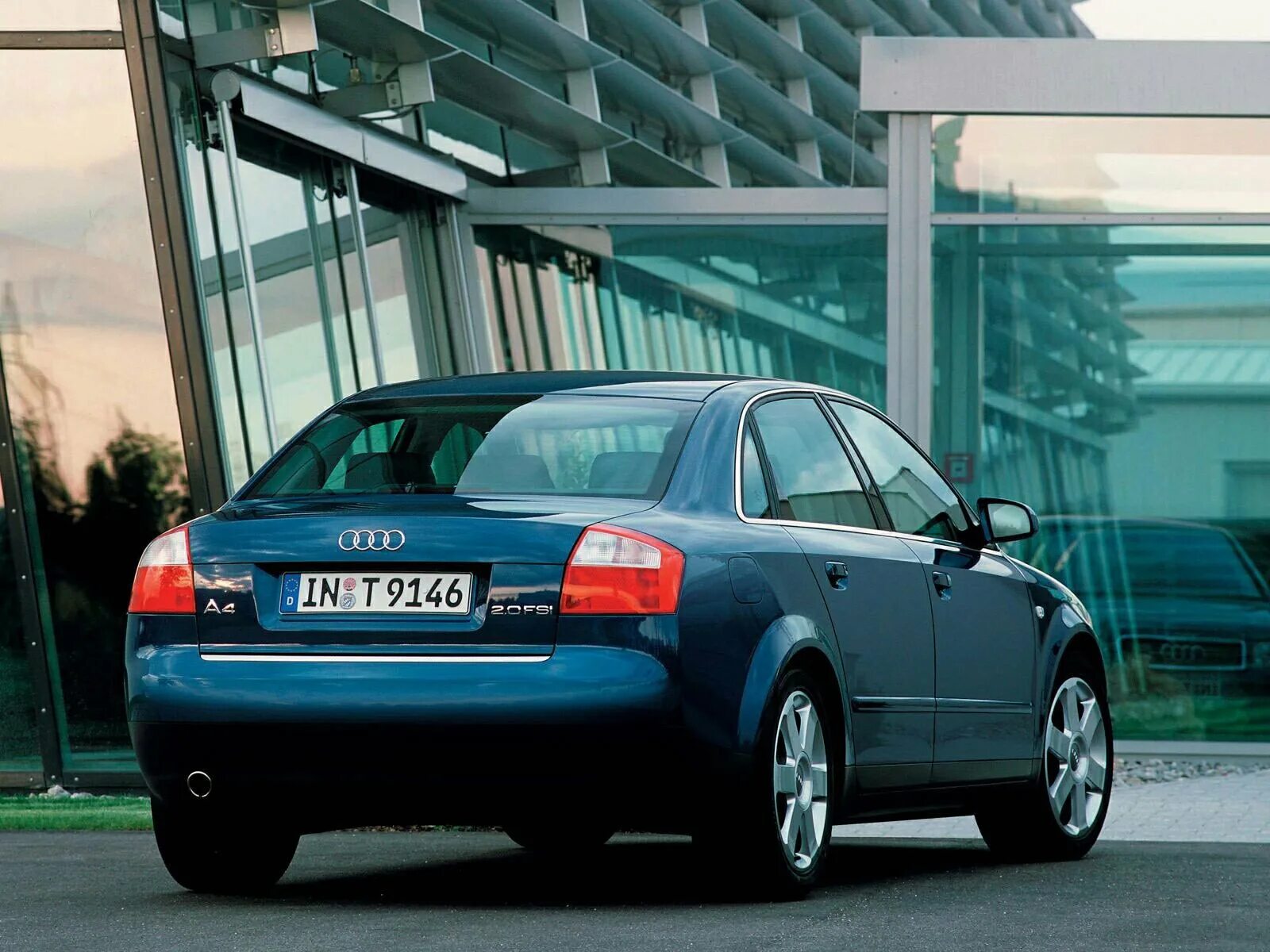 2000 Audi a4 sedan. Audi a4 b6 2004. Ауди а4 седан 2000. Audi a4 b6 2000.