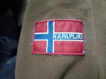Флаг напапири