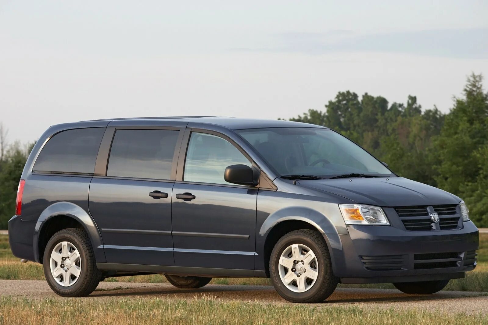 Должен караван. Dodge grand caravan 2010. dodge grand caravan. додж гранд караван 2008. dodge grand caravan 5.
