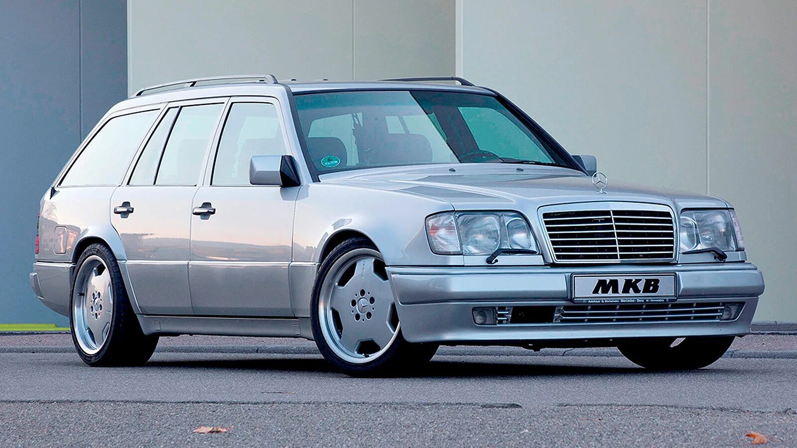 124 з. 124 з. Mercedes benz w124 универсал. Mercedes benz w124 e500. Мерседес w124 и 140.