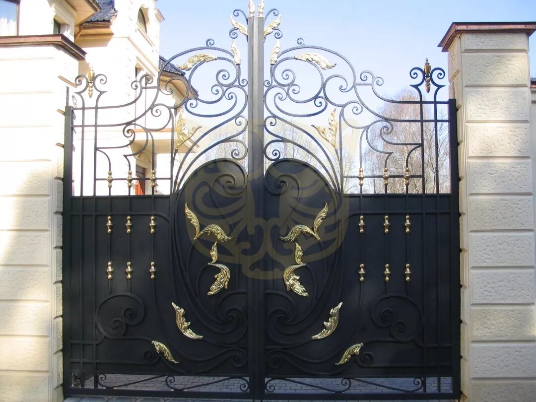 13 ворота. 13 ворота. 13 ворот. Кованые ворота с деревом. Открытые ворота.