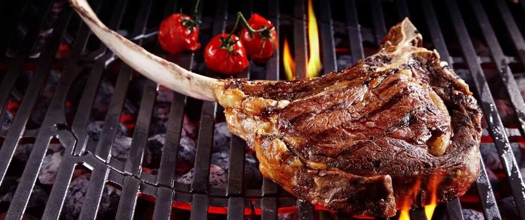 Лучший стейк для гриля. Tomahawk steak. рибай томагавк. стейк томагавк на углях.