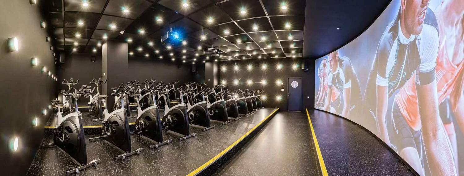 The base fitness. Base фитнес крылатское. фитнес адидас крылатские холмы the base. фитнес клуб адидас в крылатском. крылатская 15 фитнес центр.