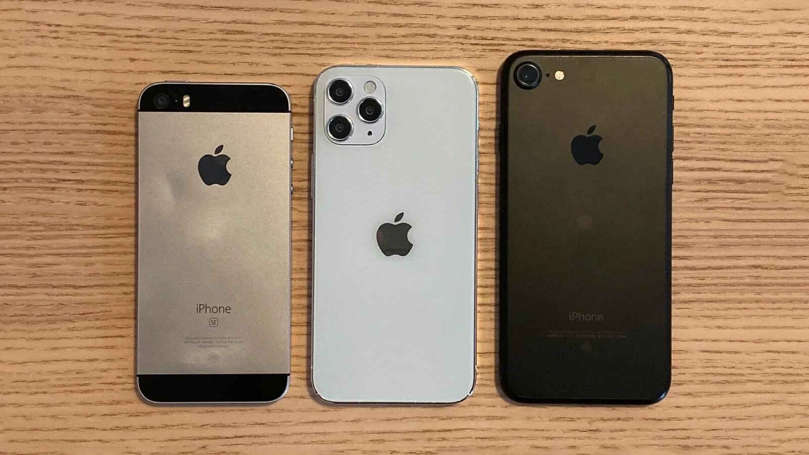 сравнение размеров айфон 12. Iphone 12 mini vs se. Iphone 13 pro max размеры. Iphone 13 mini и 5s. Iphone 12 mini и iphone 7.