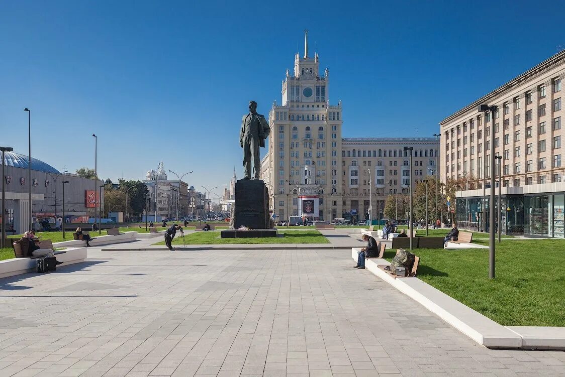 Городская пл. Триумфальная площадь. Площадь Маяковского в Москве. Сквер на Триумфальной площади в Москве. Триумфальная площадь (площадь Маяковского).