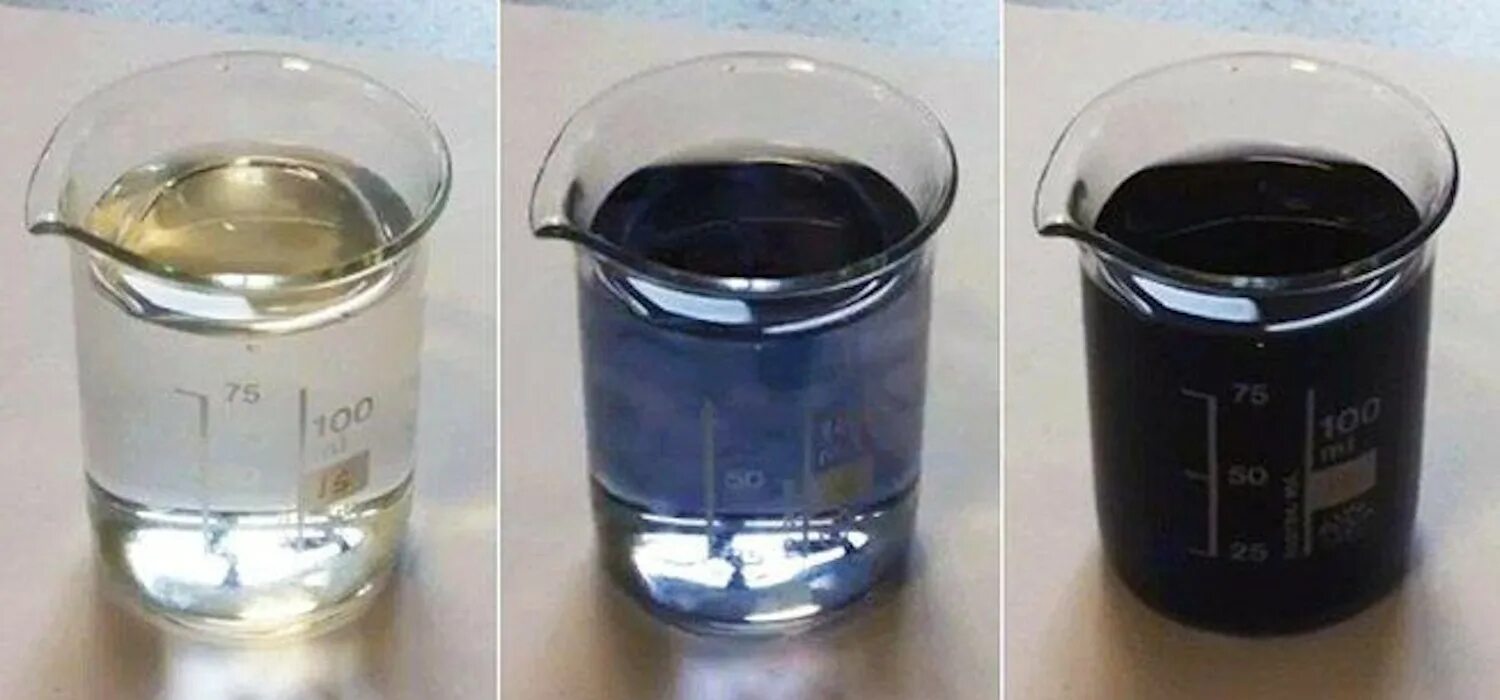 Йодная вода реакция. Йод в стакане. Химический опыт йод и крахмал. Нефть в стакане. Реакция крахмала с йодом опыт.