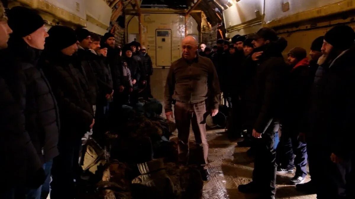 Евгений викторович пригожин чвк. Чвк вагнер украина 2023. Боец чвк вагнер. Евгений пригожин чвк вагнер вербует зэков. Вагнер осужденных.