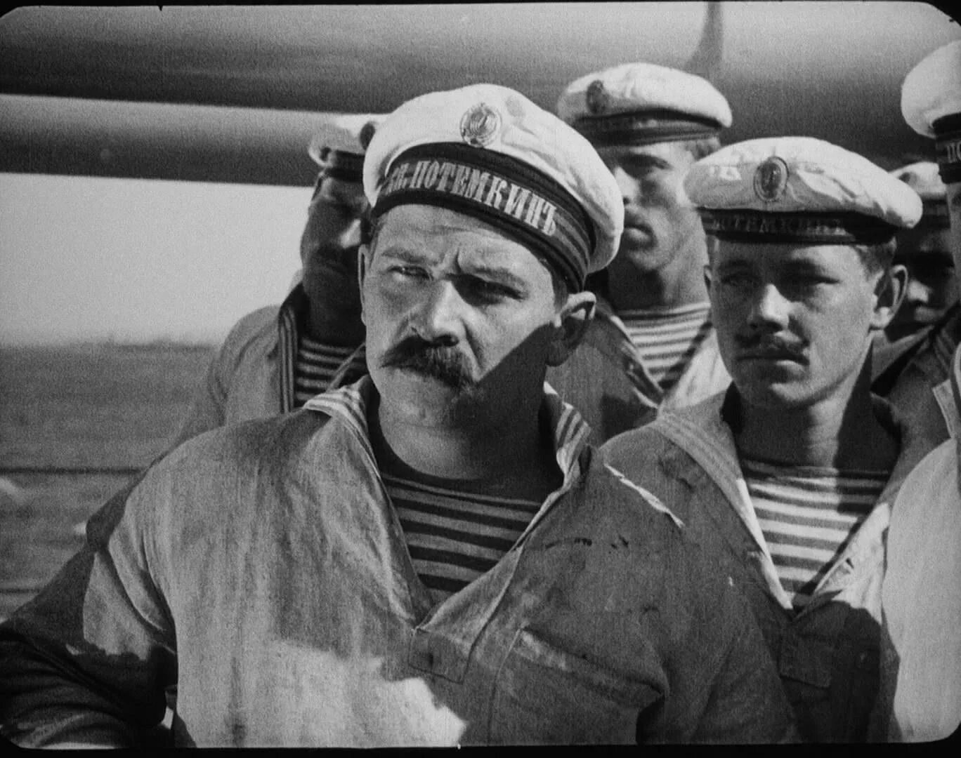 Кадры из фильмов эйзенштейна Фото: Броненосец "Потемкин" / Скриншот фильма "Броненосец "Потемкин"" (1925) #15