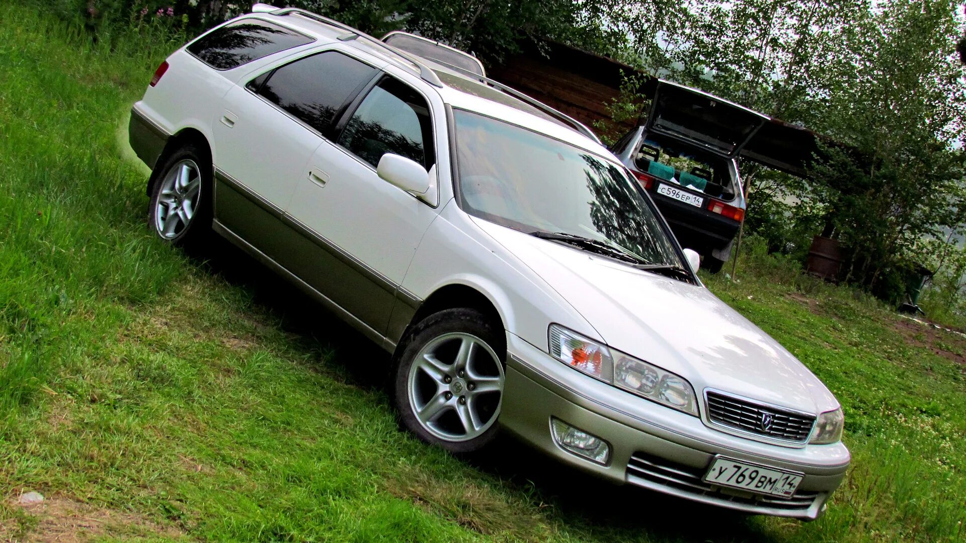 Toyota Mark 2 Qualis. Mark wagon