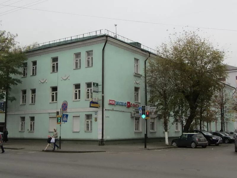 шестая детская поликлиника. улочки гомеля лето. красное гомель. интернациональная 18 гомель. детская центральная поликлиника.