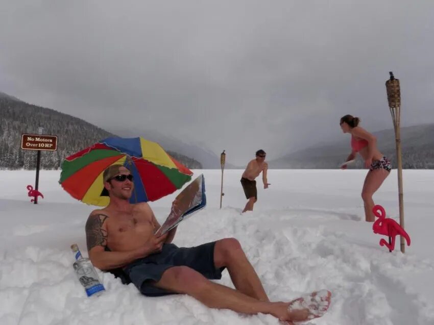 доброе зимнее утро очень холодно. дети зимой. не страшны зимой морозы. не страшны зимой морозы. отпуск зимой приколы смешные.