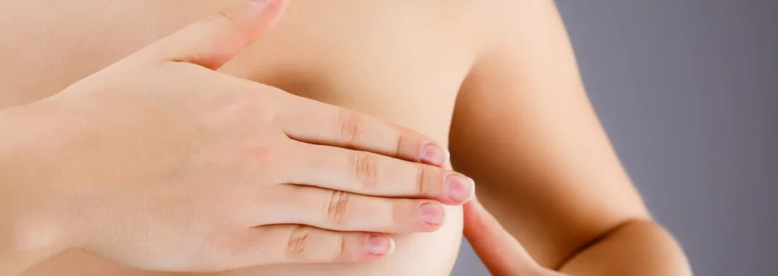 Опрелости молочных желез. Опрелость на груди у женщин. Опрелость под молочной железой. Молозиво без беременности