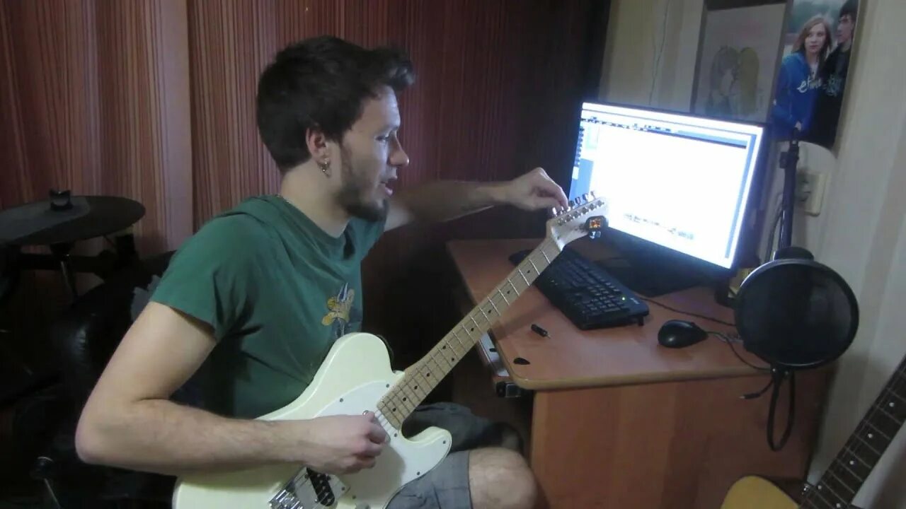 Александр пушной гитарист. Хочу гитару пушного. Александр пушной. Александр пушной земляне. Хочу гитару пушного.