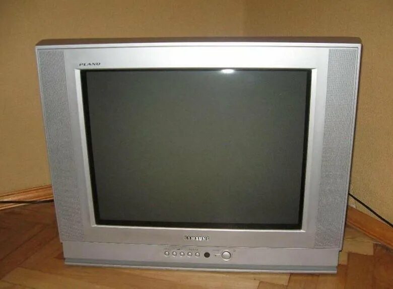 Телевизор старый самсунг ck50812. Samsung plano 2000 г. Старый телевизор самсунг 2000. Телевизор Samsung plano. Телевизоры 2004 года