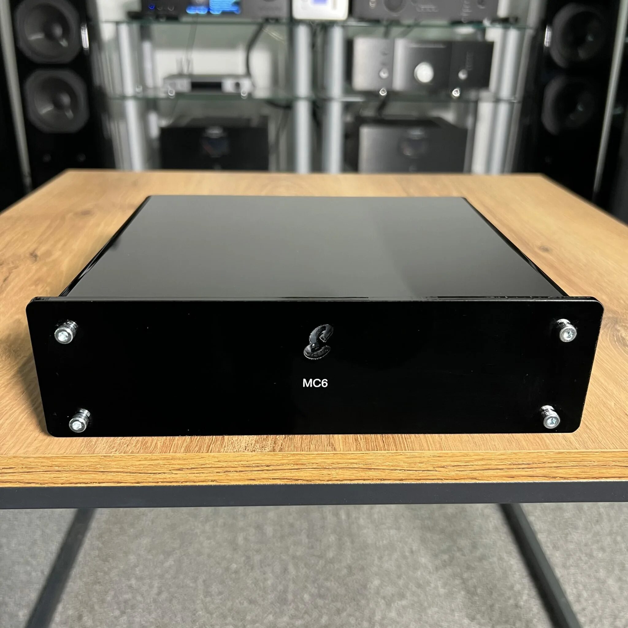 Mc audio. Edwards audio apprentice mm.