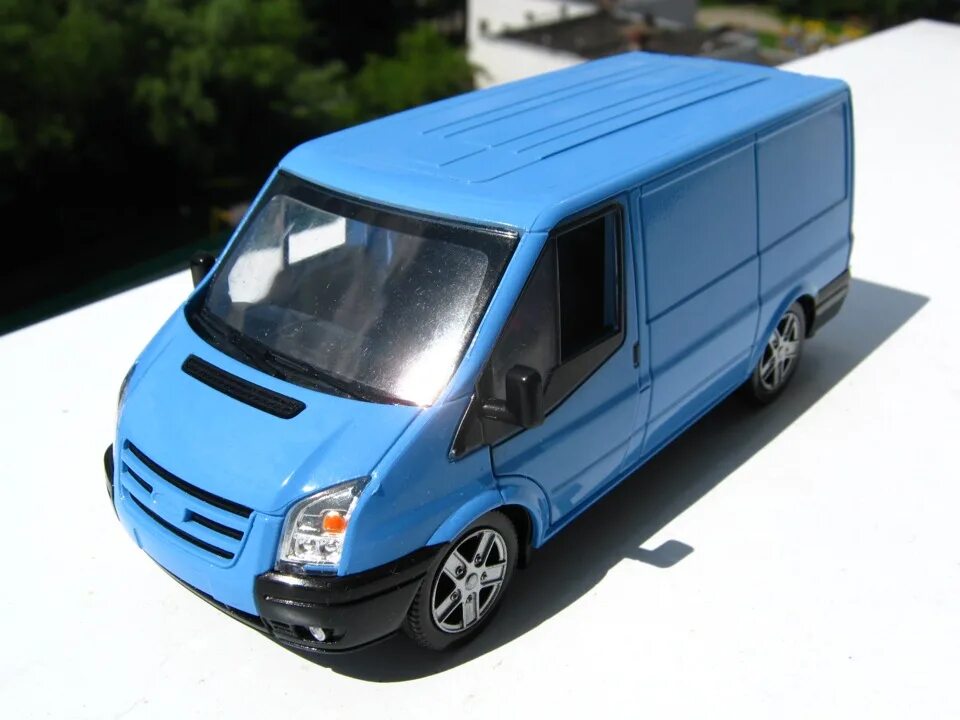 Ford Transit 1/50. Ford Transit 2009. Форд Транзит масштаб 1 18. Форд Транзит масштаб 1 43. Модели форд транзит