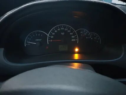 Приора загорается
