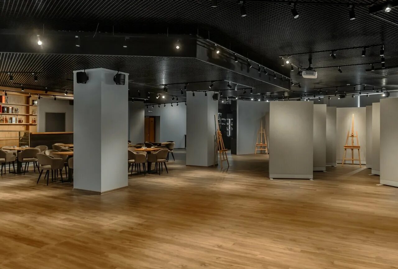 Большой арт холл в москве. Художественный кинотеатр москва арбатская. Марриотт империал плаза банкетный зал. Банкетный зал «арт холл | art hall». Большой арт холл в москве.