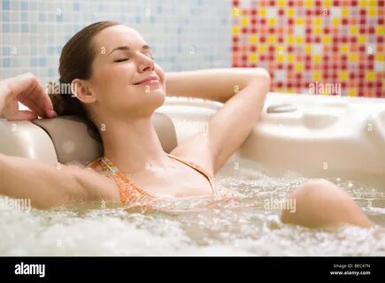 Wasserwirbel hi-res stock photography and images - Alamy