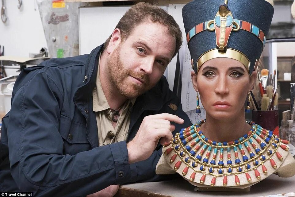 Как выглядела нефертити при жизни Tutankhamon Ricostruito il vero volto ed accertata la vera causa della morte d