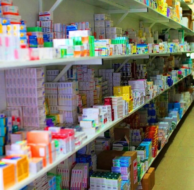 Склад косметики. Склад хранения лекарственных средств. Хранение лекарств на складе. Склад медикаментов. Склад аптеки.