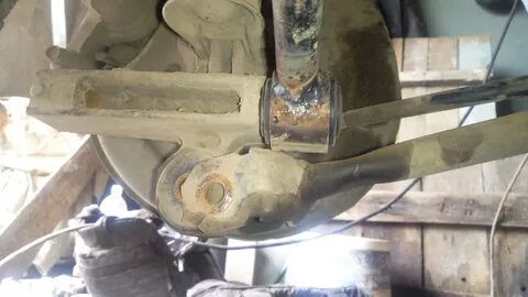 Замена задних сайлентблоков тойота
