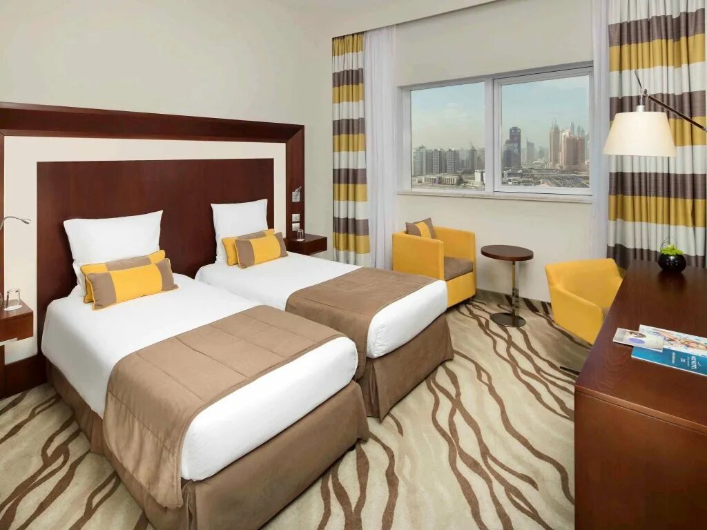 Аль барша дубай 4. Novotel Дубай Аль барша. ОАЭ Дубая Novotel Dubai al Barsha 4* отель. Novotel Hotel al Barsha 4. Novotel Dubai al Barsha 4 номера.