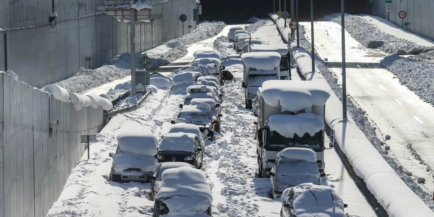 Выпал снег 2022. Турция снегопад 2022. Снег в Турции 2022. Снег в Турции. Снегопад в Турции.