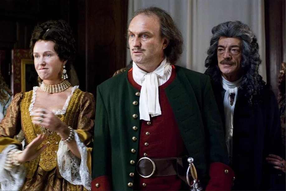 элизабет суонн пираты карибского моря проклятие черной жемчужины.