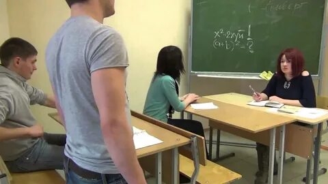 Села прямо в школе