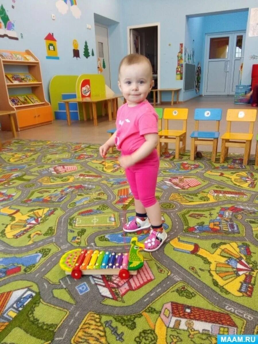 Ребенок который ходит в сад как называется. В садик в 1.5 года. дети в садике. в детский садик хожу. ходить в садик.