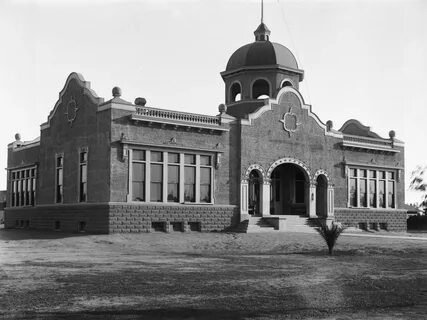 Средняя 1900