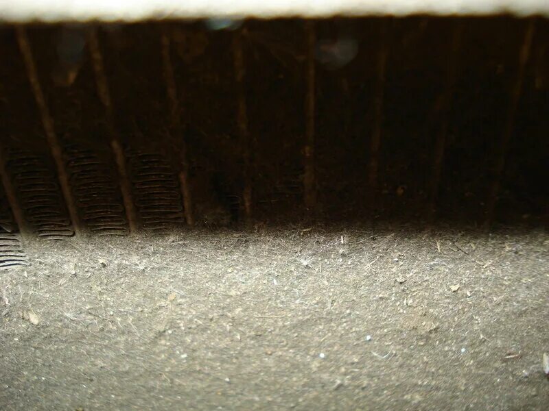 после двух лет эксплуатации. ржавая труба внутри. отложения в трубах отопления. тион диаметр отверстия в стене. коррозия теплообменных медных трубок.