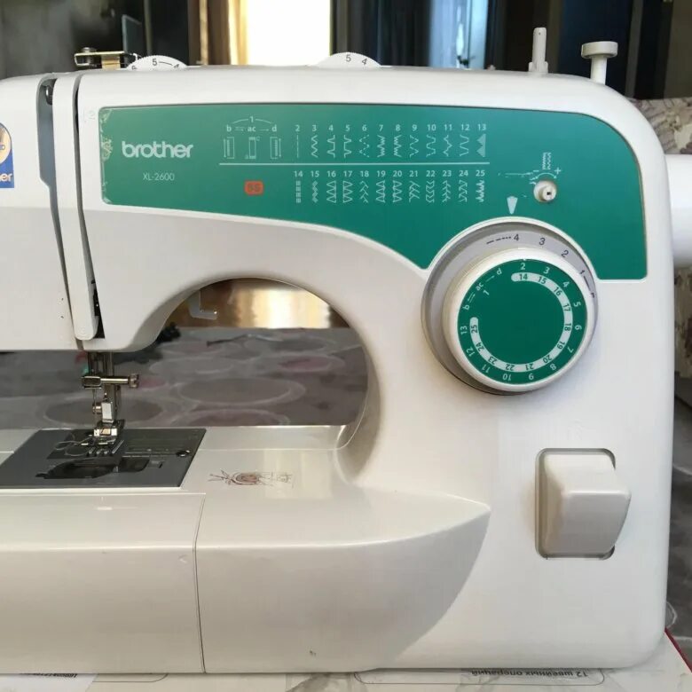 Швейная машинка brother XL 2600. Бротхер XL- 2600 швейная машина. Швейная машина brother xl6450. Бротхер XL- 2600 швейная машина операции.