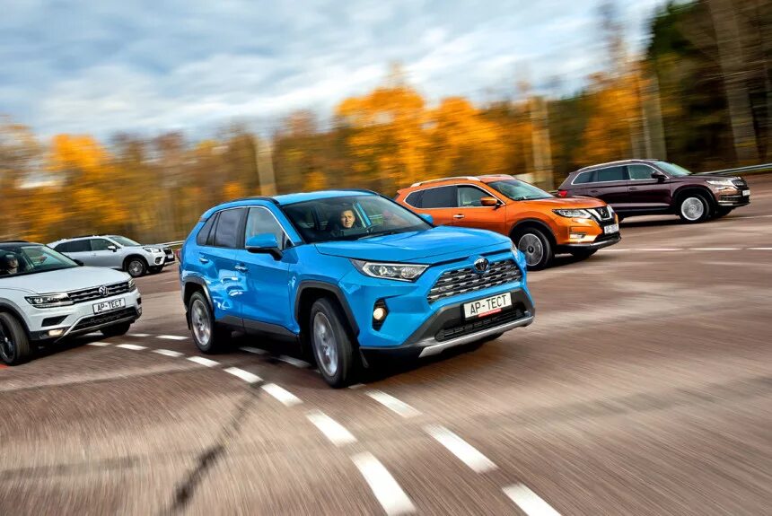 Что лучше тигуан или рав 4. Toyota tiguan. Характеристики автомобилей тигуан,субару и тойота раф4. Тигуан и рав 4. Rav4 или тигуан.