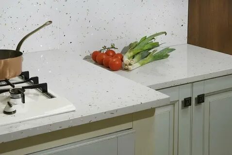 Столешница из кварца для кухни