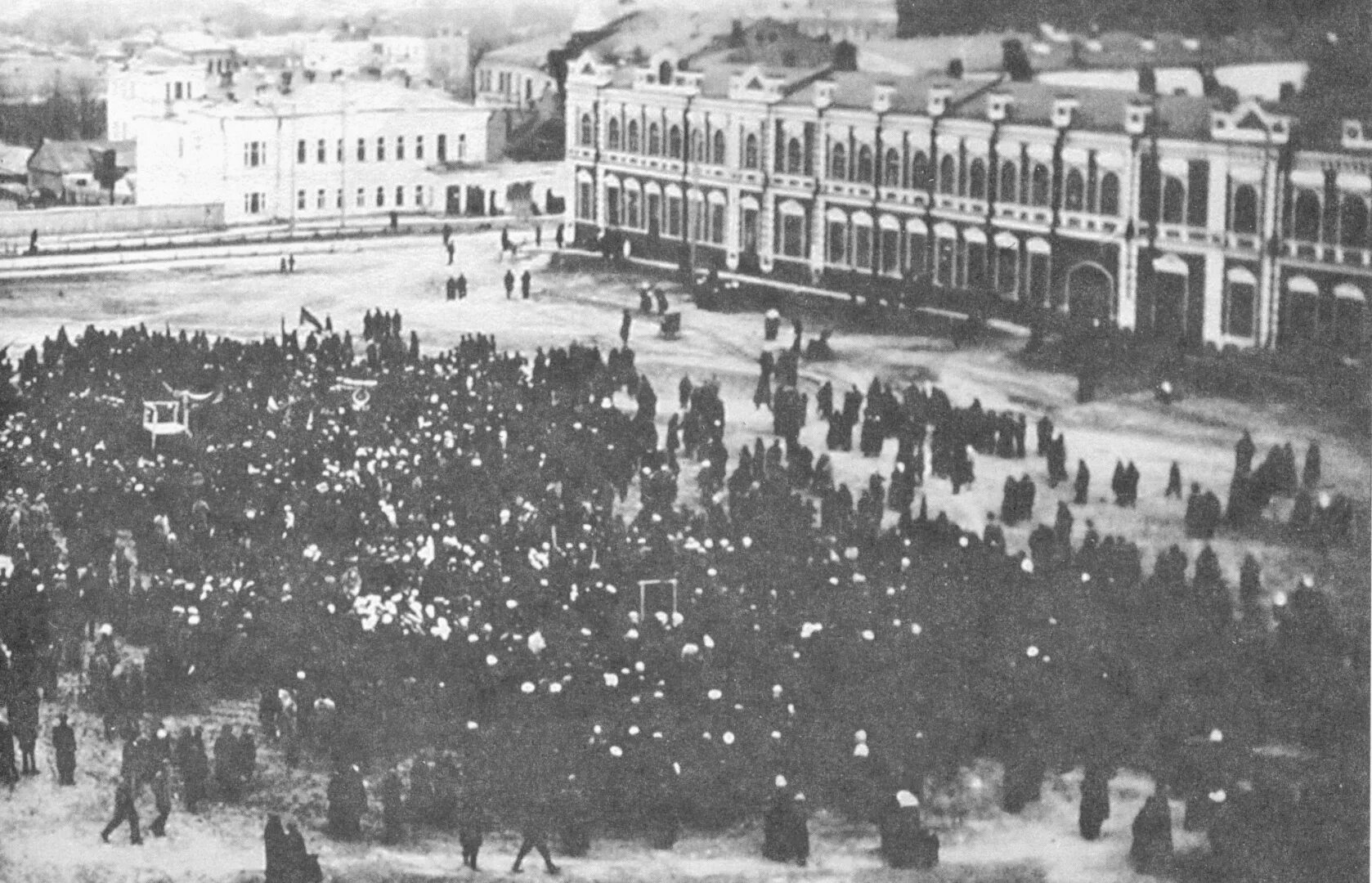 Революция 1917 в новосибирске. Оренбург в революция 1917 года. Симбирск 1917. После революции 1917 года Нижний Новгород. Симбирск восстание 1905.