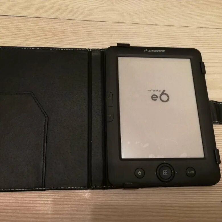 Digma читалка. Читалка digma. запасные части к читалка e5000.