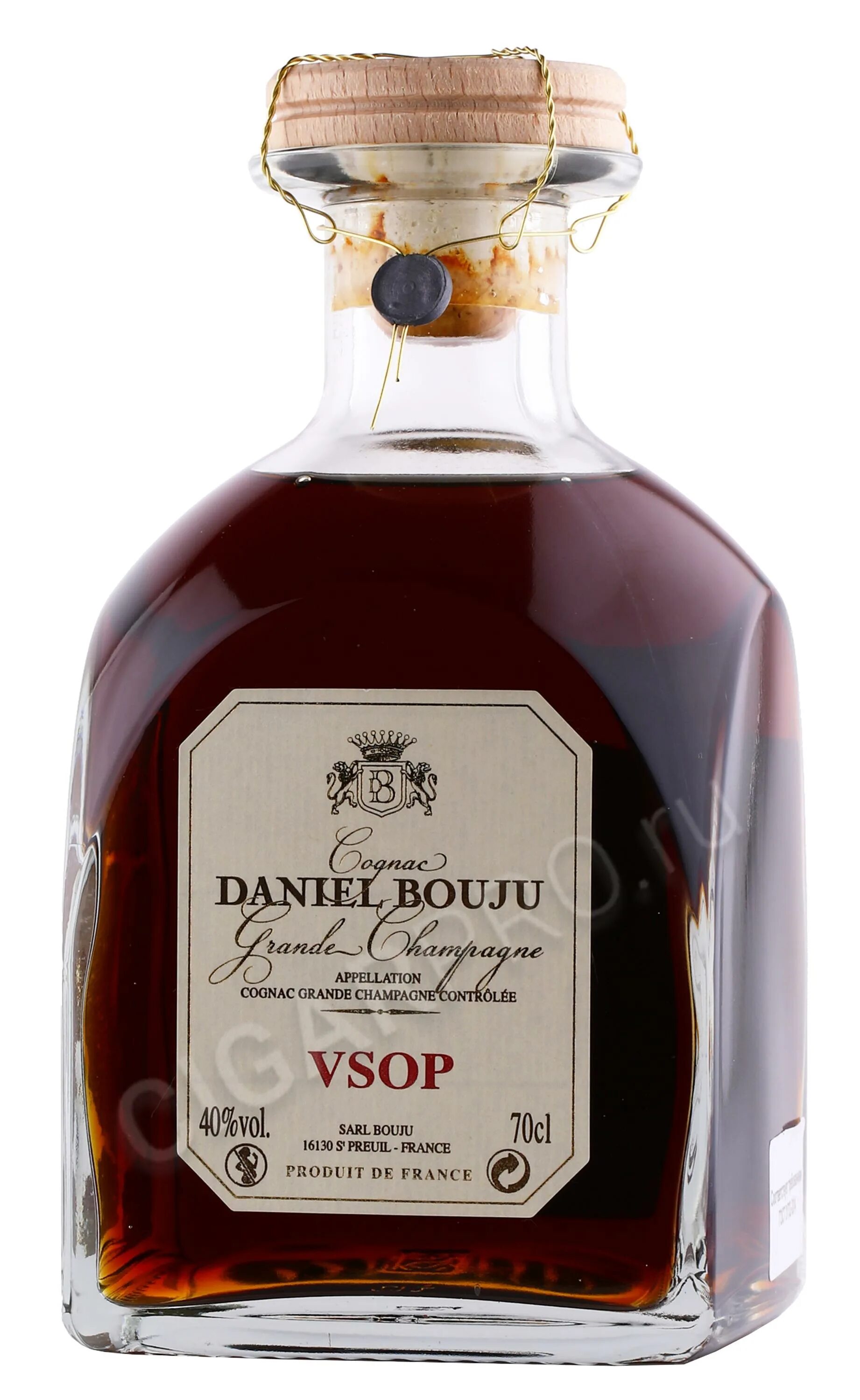 Коньяк Daniel Bouju. Коньяк Daniel Bouju VSOP. Коньяк Daniel Bouju (Даниэль бужу). Коньяк Daniel Bouju VSOP Carafon 0.7 л в деревянном ящике. Купить коньяк даниэль