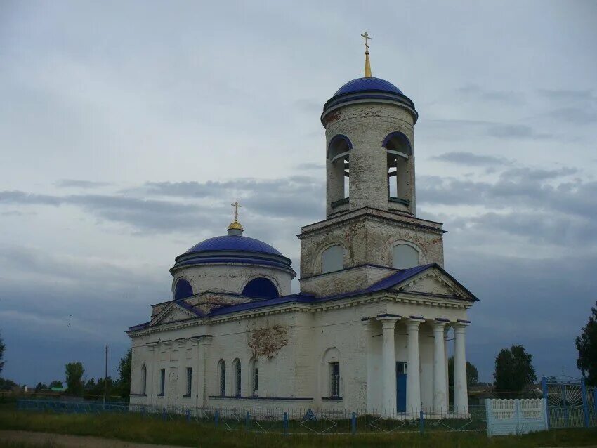 Храм архангела татарстане. Большая Кульга Рыбно-Слободский район. Село большая Кульга Татарстан. Школа большая Кульга, Рыбно-Слободский район, Татарстан. Церковь Михаила Архангела Слободской.