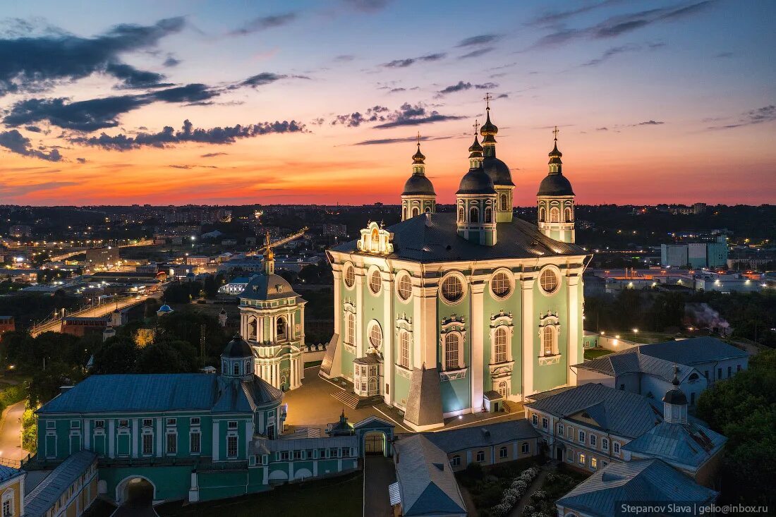 Страна города смоленск. Смоленск крепость. Виды Смоленска. Смоленская крепость Смоленск с высоты. Смоленск центр города.