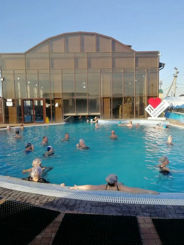 Термальные источники суворовские ванны кисловодск. Ессентуки станица суворовская термальные источники. Пятигорск суворовские термальные источники. Суворовский термальный источник № 1, станица суворовская. Термальные источники бассейн пятигорск.