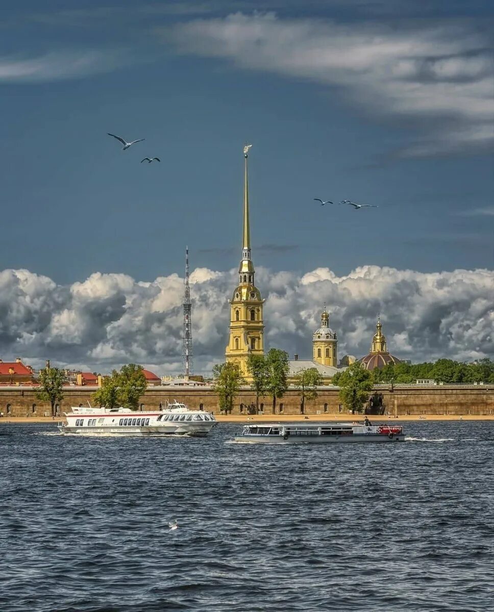 В каком городе петропавловская крепость. Петропавловская крепость в санкт-петербурге. питер петропавловская крепость. санкт-петербург заячий остров петропавловская крепость. заячий остров петропавловская крепость.