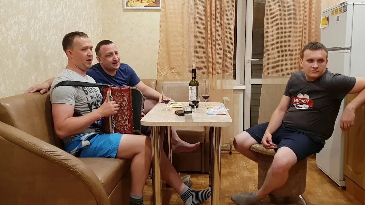 Текст песни полынь трава иван разумов. Полынь трава разумов. Иван разумов полынь трава. Полынь трава разумов. Полынь-трава ольга воронец.