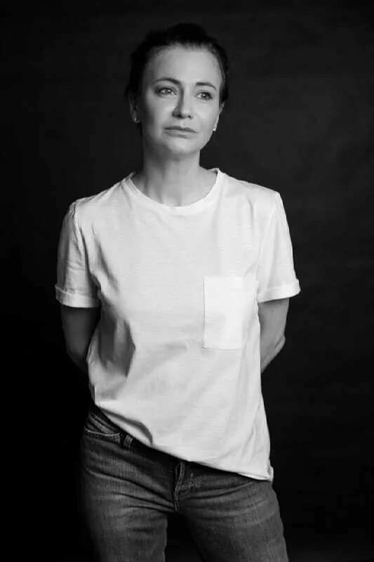 Глинки девушки. Ксения лаврова. Лаврова-глинка ксения министр. Ксения глинка. Актриса глинка-лаврова.